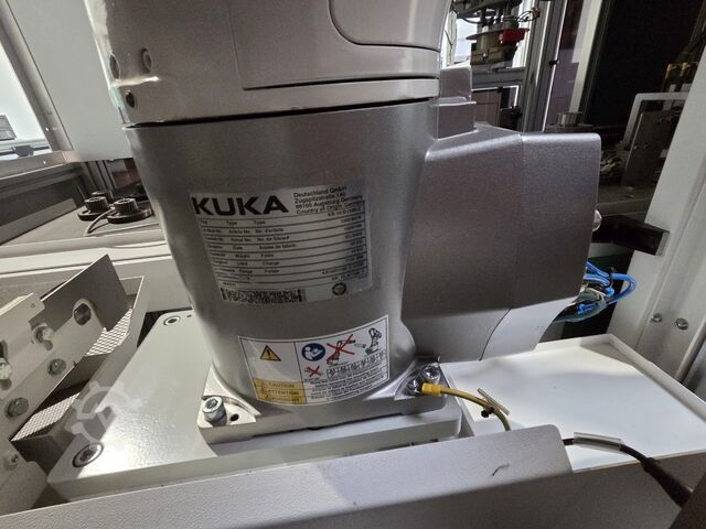 Industrial robot KUKA KR10 Agilus R1100/2 KRC4