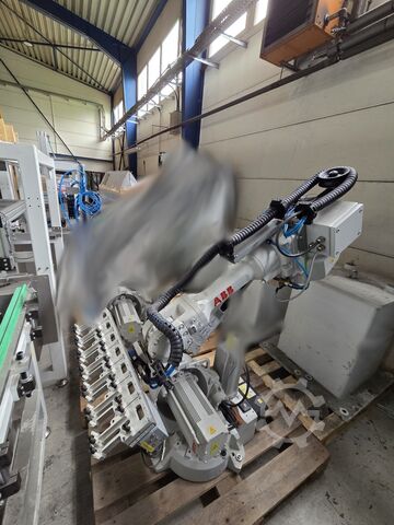 Industrial robot ABB IRB 2600