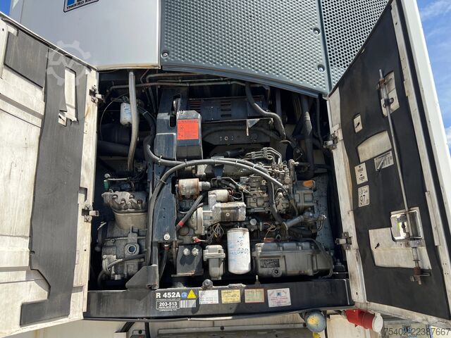 Refrigerated/freezer transport Krone SD / Flower Trailer / Thermo King SLXe 300 / BP...