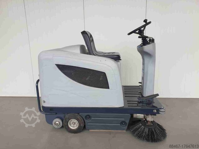 Sweeper Nilfisk SR 1100S B