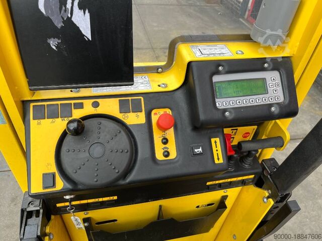 Order picker Hyster K1.0L 1000kg Orderpicker / heftruck / stapelaar