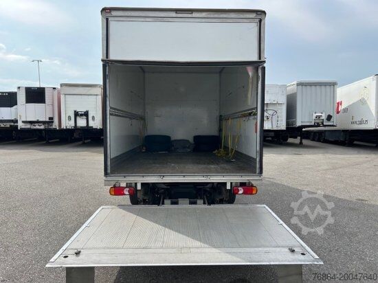 Transporter mit Koffer PEUGEOT BOXER, KOFFER MIT HEBEBüHNE/LBW