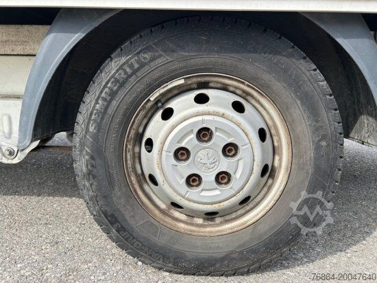 Transporter mit Koffer PEUGEOT BOXER, KOFFER MIT HEBEBüHNE/LBW