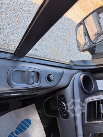 Kleinbus Ford Transit Custom340 L2TAXI-Ausstat.2xKlima