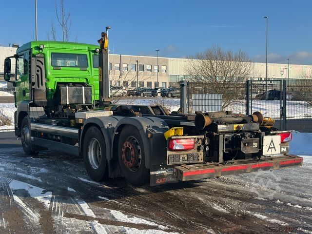 Abrollkipper MAN TGS 26.470 6x2 Abroller  HYVA Lift/Lenk