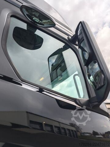 Standard tractor unit FORD F-MAX LUX LED, Intarder, Standklima, RDKS, Voll