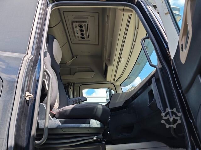 Standard tractor unit FORD F-MAX LUX LED, Intarder, Standklima, RDKS, Voll