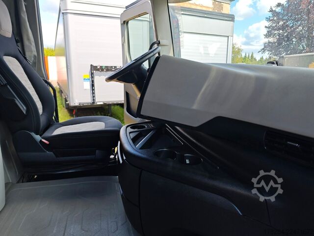 Standard tractor unit FORD F-MAX LUX LED, Intarder, Standklima, RDKS, Voll