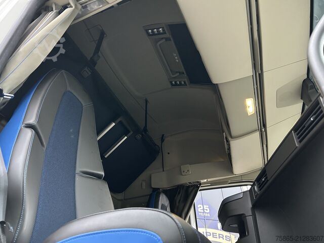 Standard-SZM Volvo FH 500 Globetrotter XL / Tacho V2 / Stand Klima...