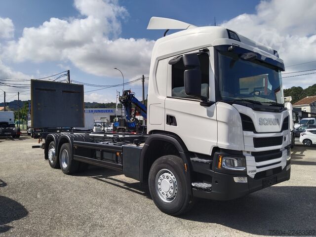 Truck chassis SCANIA P 500