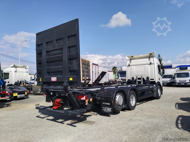 Truck chassis SCANIA P 500