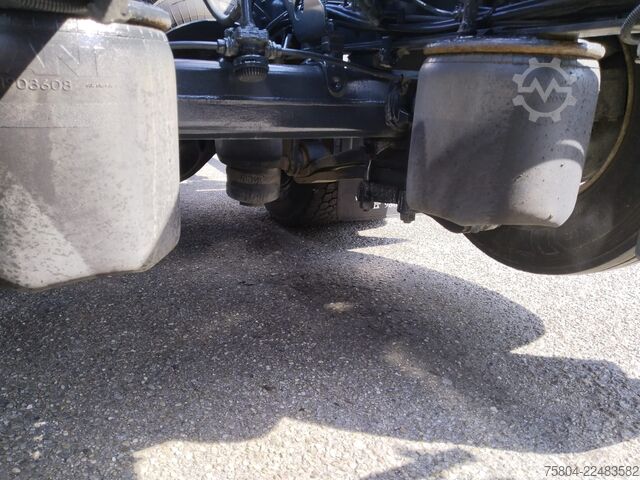 Truck chassis SCANIA P 500