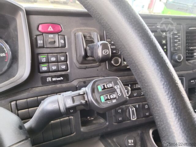 Truck chassis SCANIA P 500