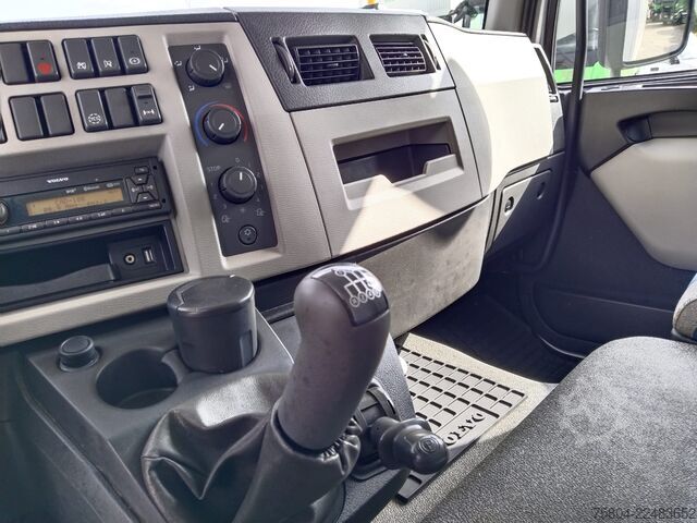 LKW mit Pritsche & Plane Volvo FL 240