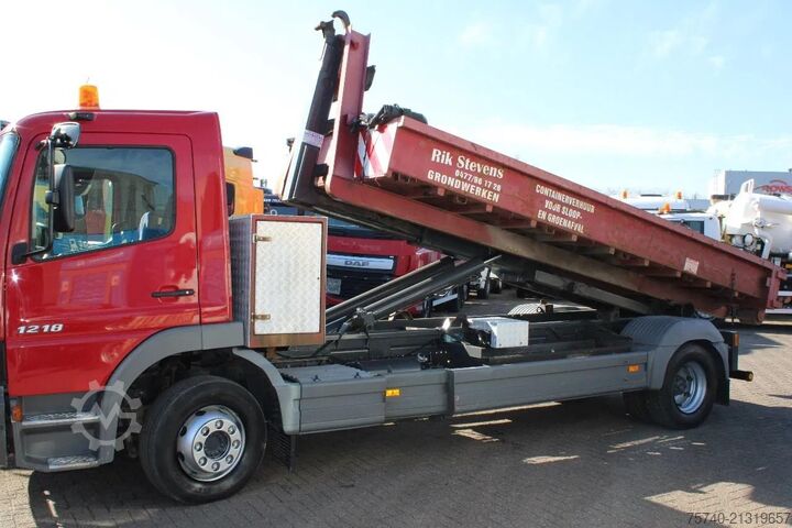 Hook arm system Mercedes-Benz Atego reserved!!  1218 + HYVALIFT + CONTAINER +...