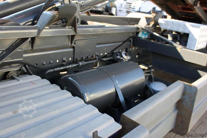 Hook arm system Mercedes-Benz Atego reserved!!  1218 + HYVALIFT + CONTAINER +...