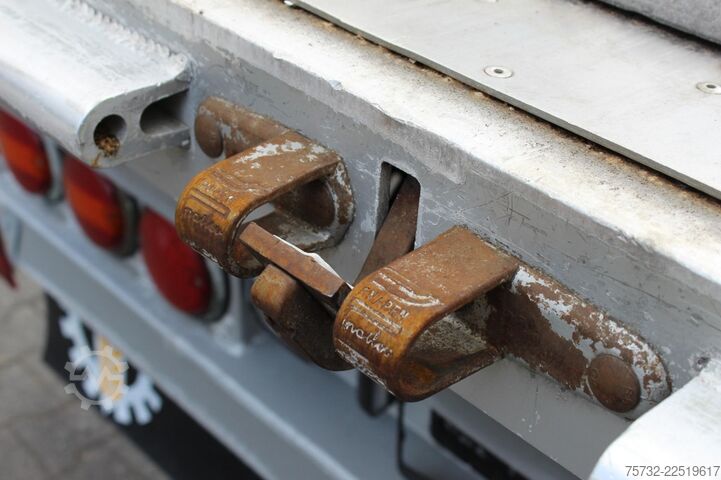 Walking floor semitrailer knapen Walkingfloor Cargofloor 92m³ 10mm Alufelgen
