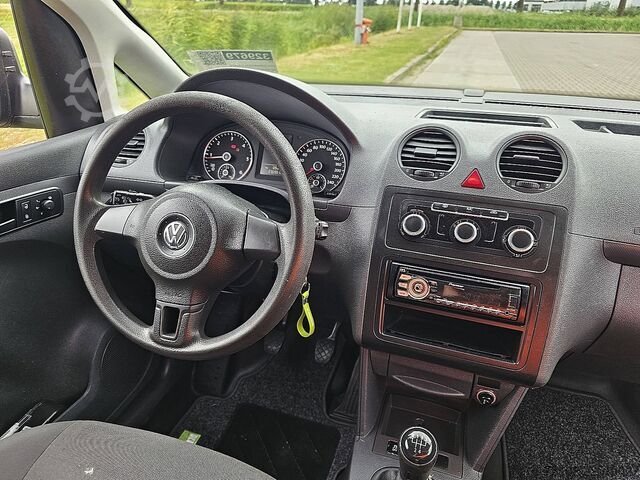 High-roof van VW CADDY