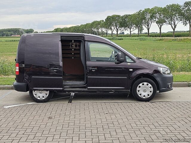 High-roof van VW CADDY