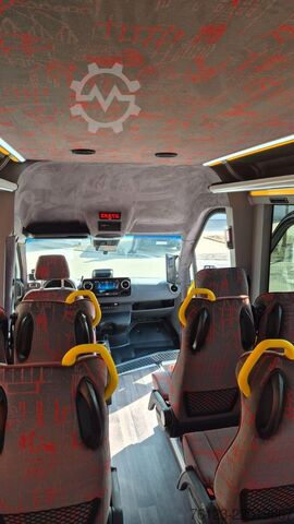 Minibus MERCEDES-BENZ 30 Sitzer Schul- Transferbus 519 Vorlauffahrzeug