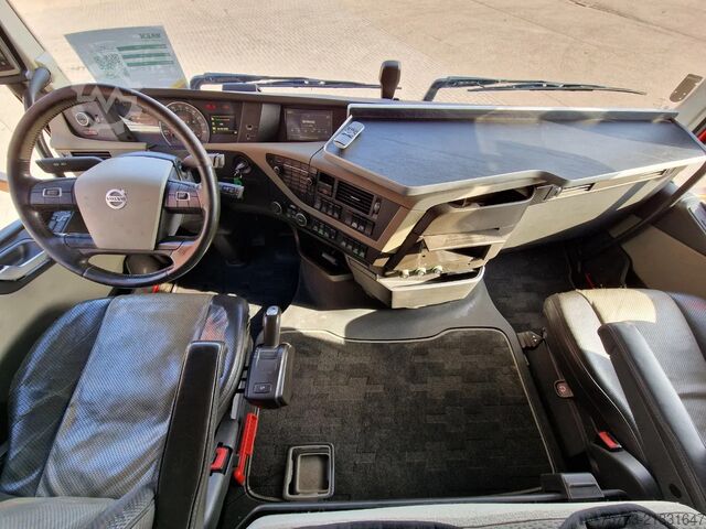 Fahrgestell mit Fahrerhaus Volvo FH 13.540 Globetrotter 6x2*4 - Retarder - I par...
