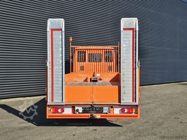 Recovery vehicle Iveco 8-160L OPRIJ / MACHINE TRANSPORT