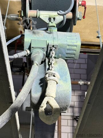 Painting system + fire door + crane  