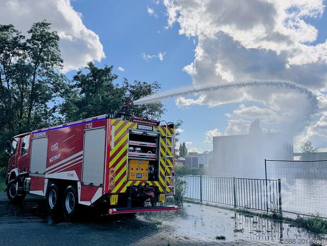 GTLF9500 large tank fire engine (firefighting vehicle) SCANIA P450 XT 6x6 Allrad