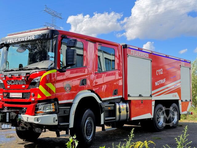 GTLF9500 large tank fire engine (firefighting vehicle) SCANIA P450 XT 6x6 Allrad
