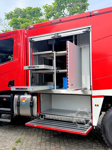 GTLF9500 large tank fire engine (firefighting vehicle) SCANIA P450 XT 6x6 Allrad
