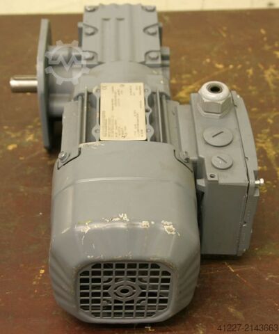 Gear motor 0.37 kW 50 rpm SEW EURODRIVE WF30DRS71S71S4BE05