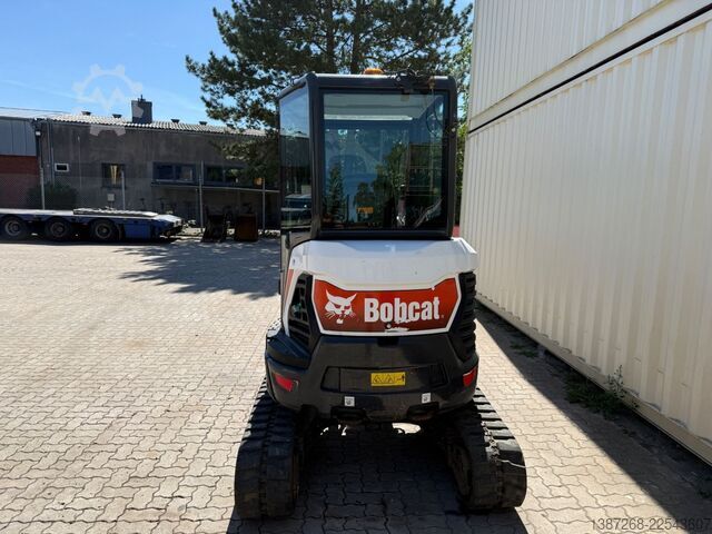 Minibagger BOBCAT E26 / 2021 BJ / 2 x Löffel / 2.187