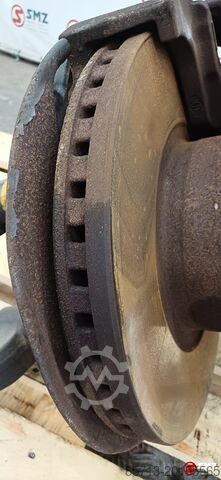 Steering part Iveco Occ wielnaaf + remklauw rechts meeloopas Iveco