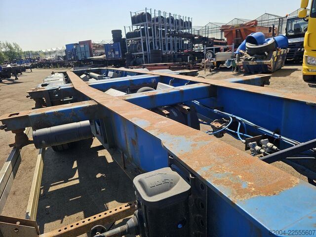 Container transport HRD NT CON.40 foot extendible chassis  2 x 20 foot ...
