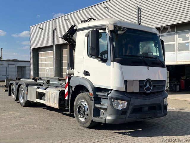 Roll-off tipper truck MERCEDES-BENZ Antos 2543 L 6x2 Abrollkipper mit Kran Funk+Grei