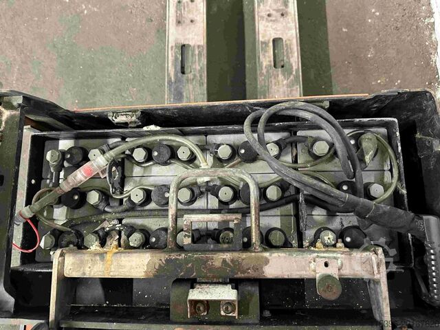 Electric Pallet Truck Toyota LPE 200