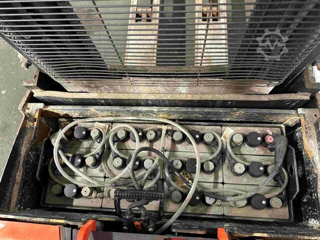 High Lift stacker Toyota SWE 140 L - mit INITIALHUB !