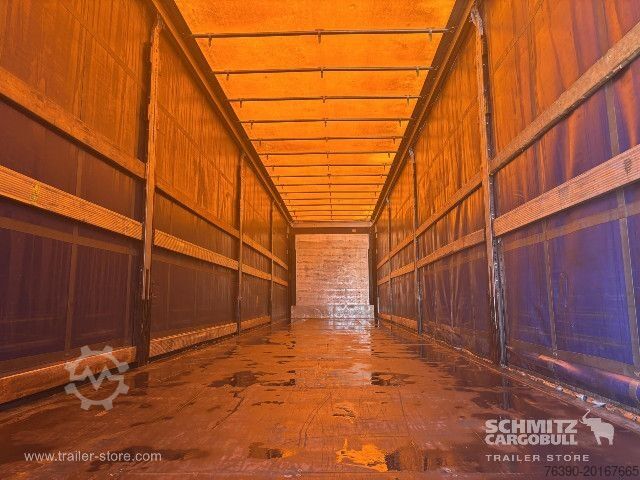 Open semitrailer with tarp Schmitz Cargobull Semitrailer Curtainsider Standard