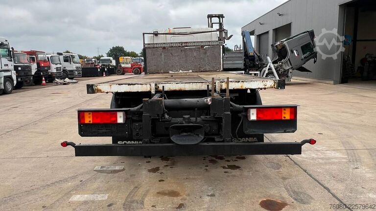 Chassis cab Scania P94-260 (BOITE MANUELLE  / MANUAL GEARBOX)