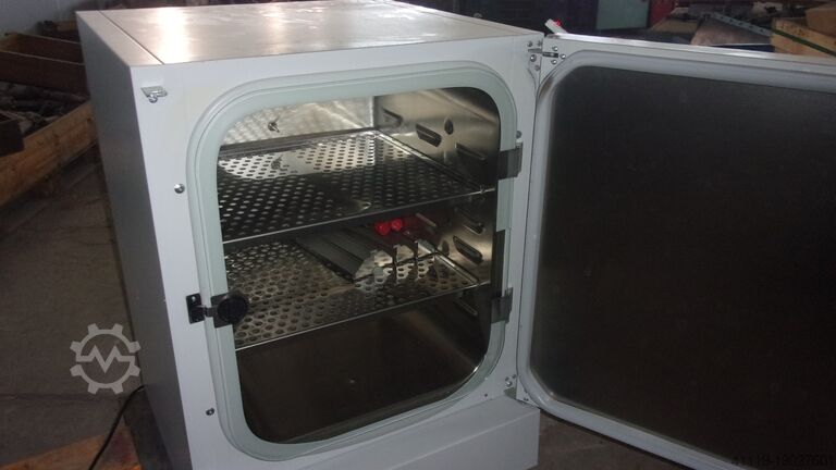 Incubator Binder CB150  