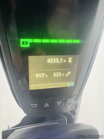 Electric 3-wheel forklift Linde E 16-02 EVO Triplex STVO Kamera