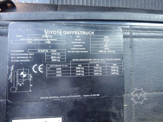 Electric 3-wheel forklift Toyota 8FBMT35