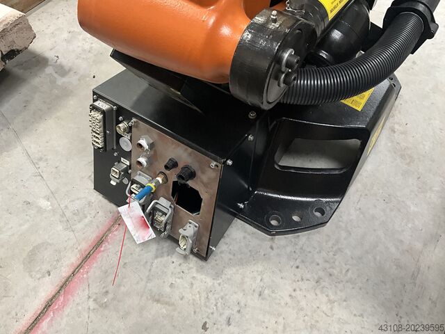 Industrial robot KUKA KR 240 R2900 C Ultra