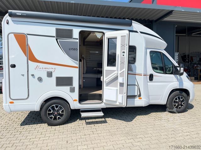 Semi-integrated camper BÜRSTNER Lyseo TD 594 Komfort Paket 10 Zoll, Markise