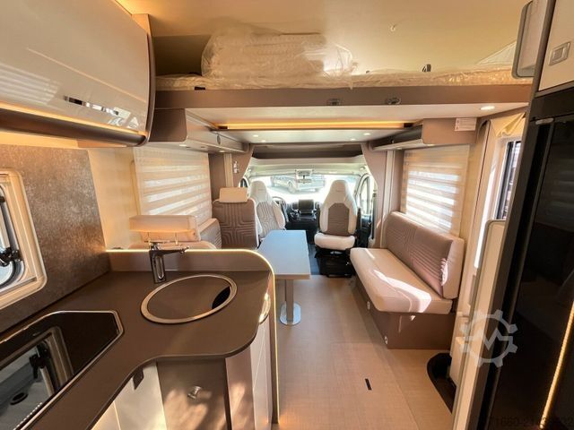 Semi-integrated camper BÜRSTNER Lyseo TD 594 Komfort Paket 10 Zoll, Markise