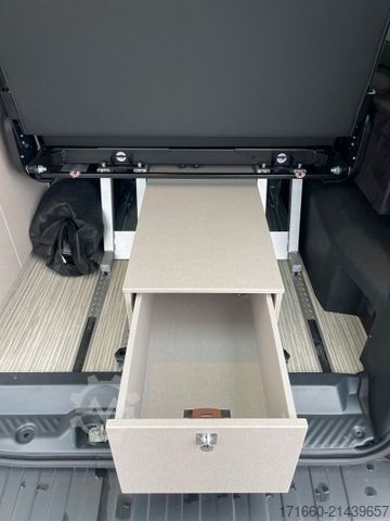 Campervan BÜRSTNER Playa Limited C 500