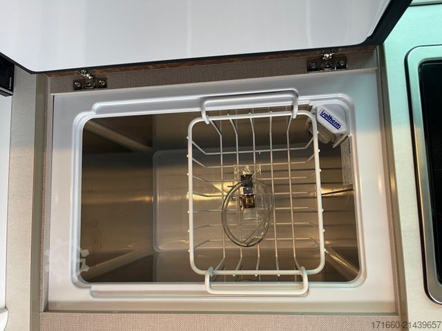 Campervan BÜRSTNER Playa Limited C 500