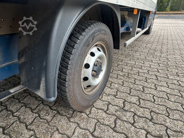 Transporter mit Koffer FIAT Ducato koffer mit ladebordwand