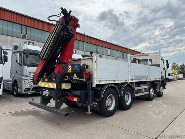 LKW mit Pritsche (offen) RENAULT KERAX 460 * PRITSCHE * HMF KRAN 10,2N M *8 X 4*