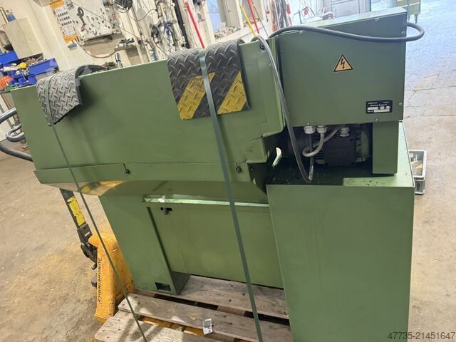Conventional lathe EMCO Maximat Super 11